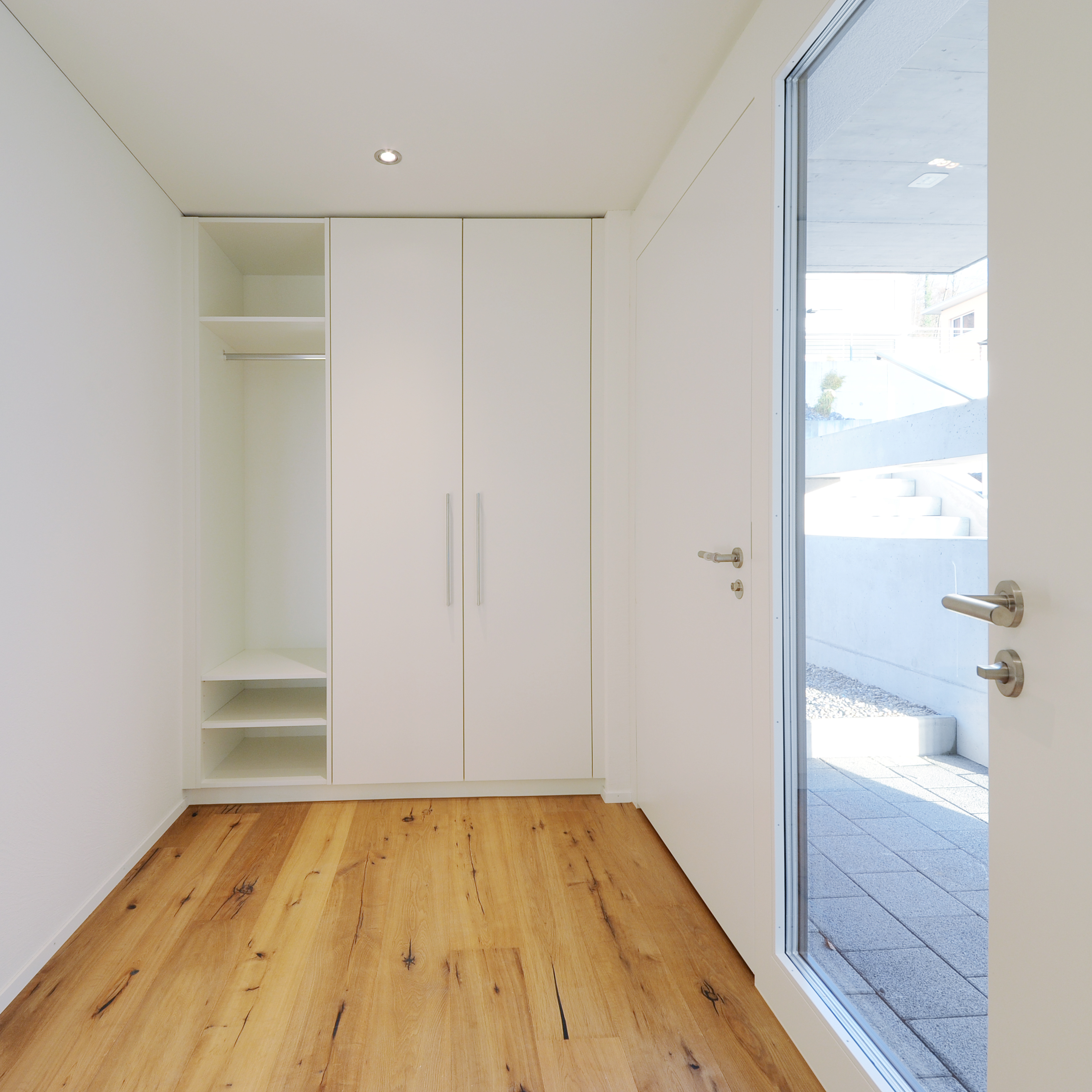 Quellenweg 2A/B — Garderobe